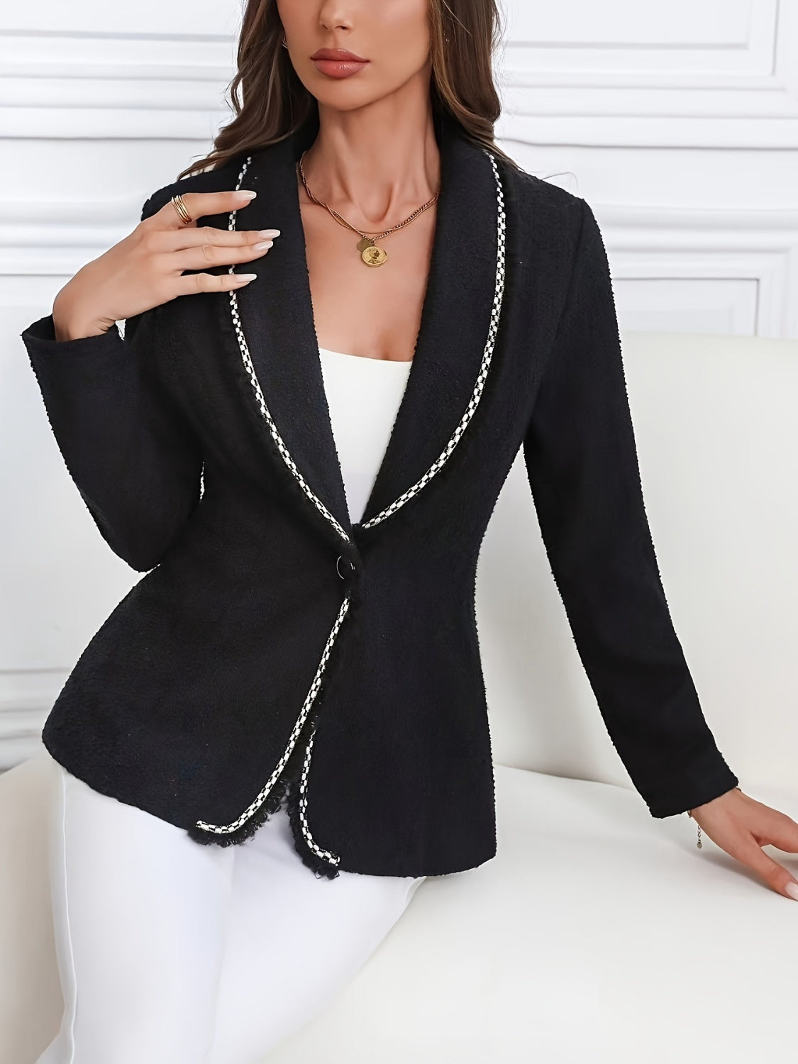 Zephariel Single-Breasted Lapel Collar Blazer