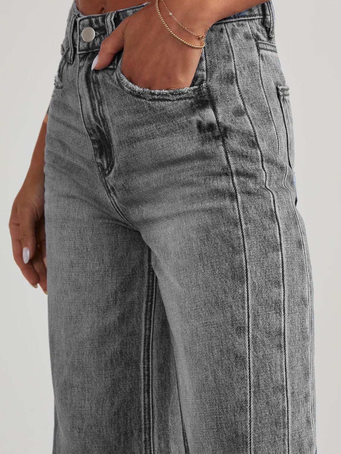 Zephariel Raw Hem Wide Leg Jeans with Pockets