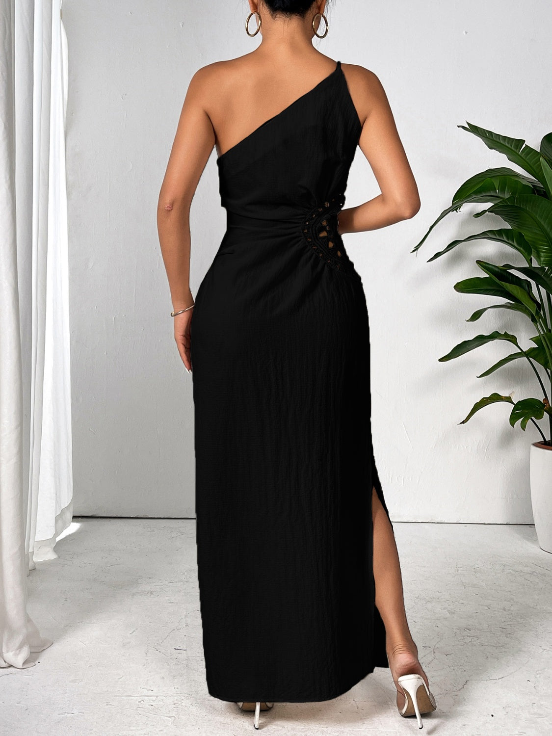 Zephariel Slit One Shoulder Sleeveless Maxi Dress