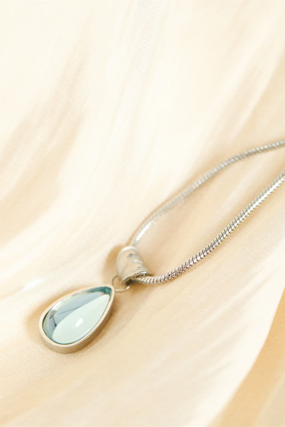 Zephariel Teardrop Shape Titanium Steel Pendant Necklace