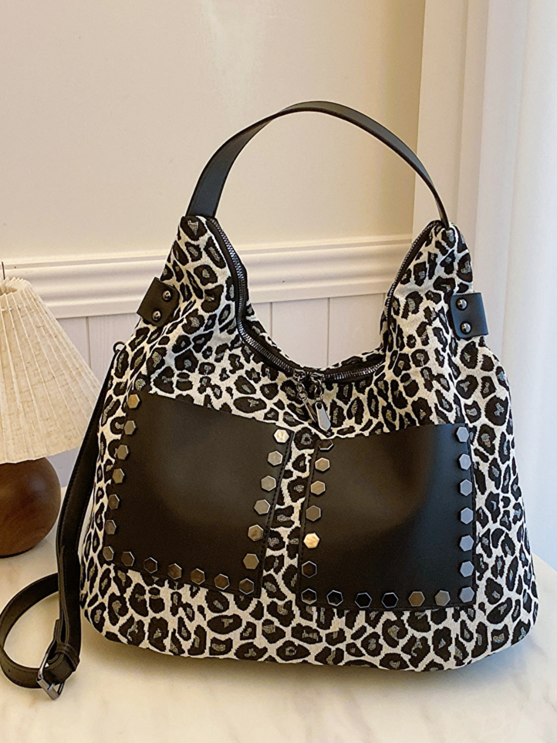 Zephariel Leopard Polyester Shoulder Bag with Zippers