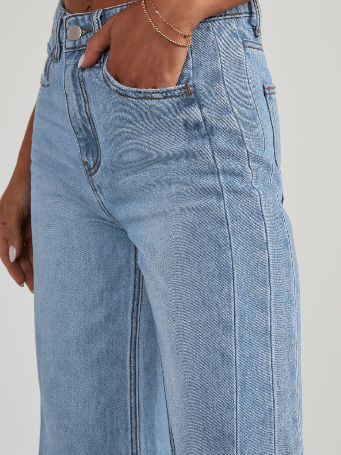 Zephariel Raw Hem Wide Leg Jeans with Pockets