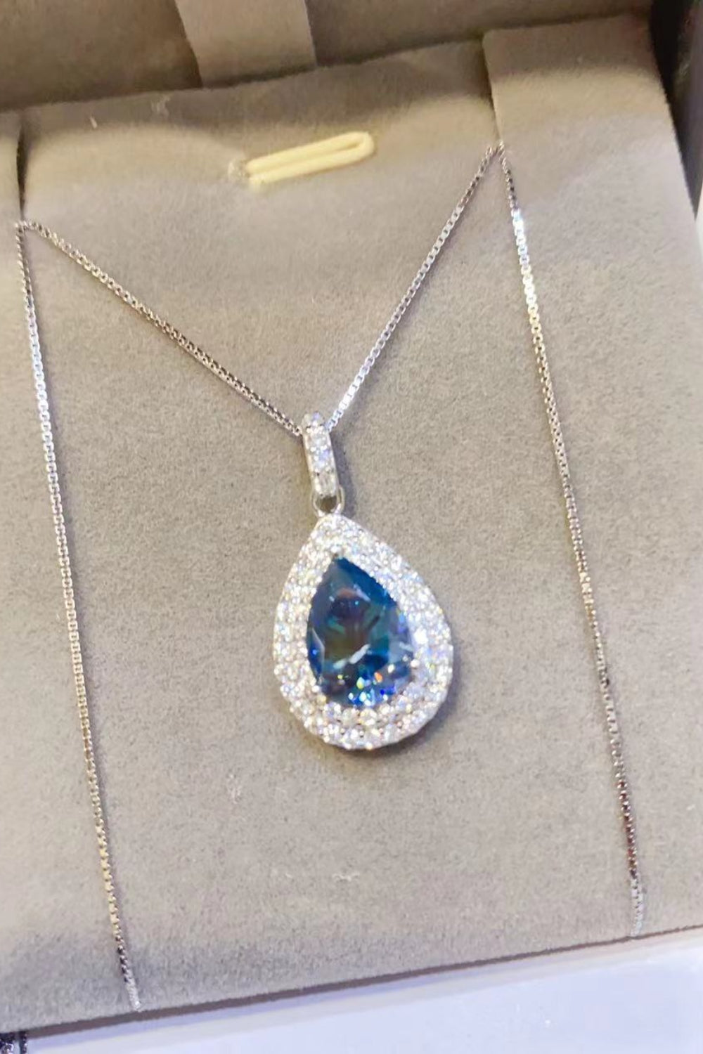 Zephariel 2 Carat Moissanite Teardrop Pendant Necklace