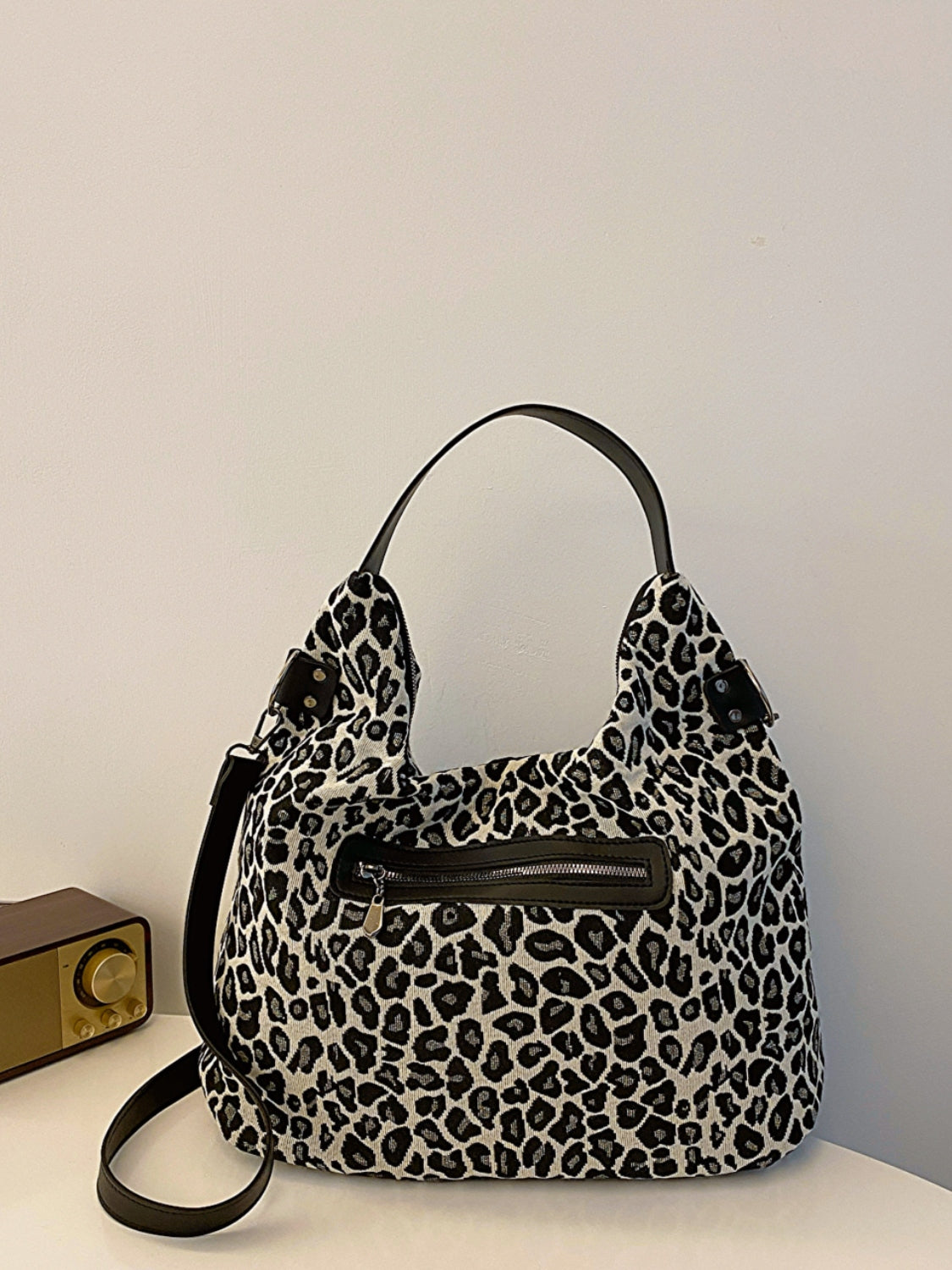 Zephariel Leopard Polyester Shoulder Bag with Zippers