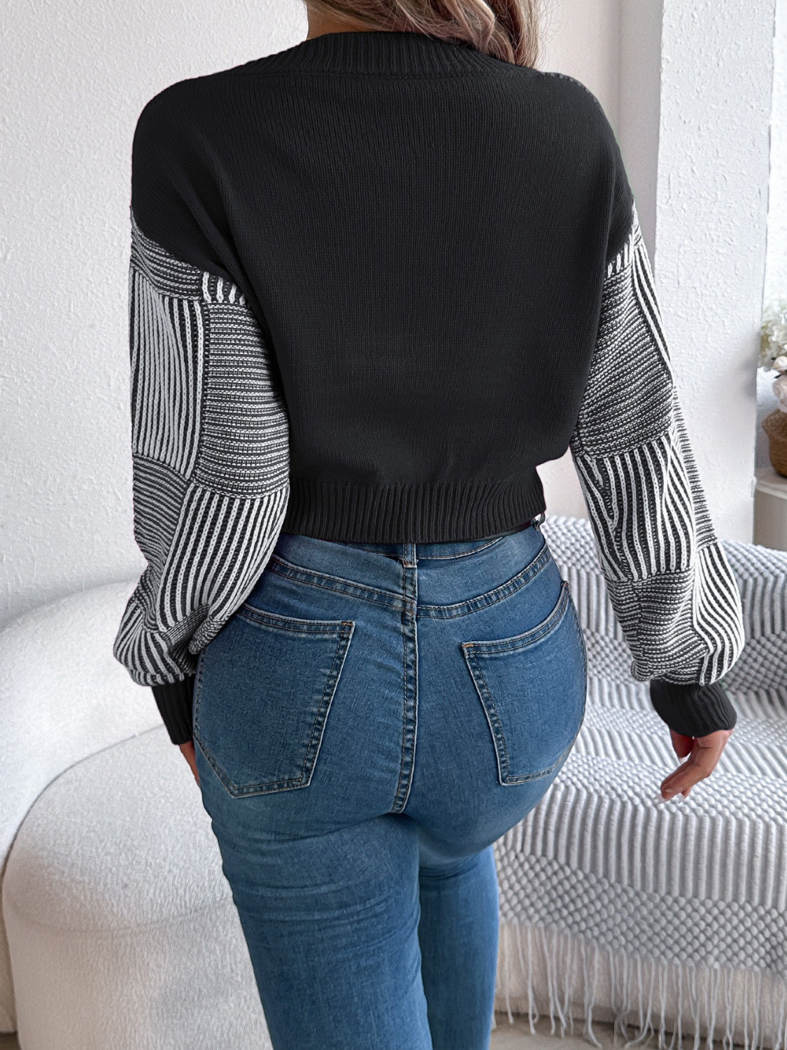 Zephariel Striped V-Neck Long Sleeve Sweater