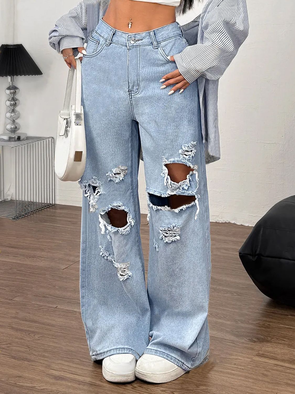 Zephariel Distressed Wide Leg Jeans with Pockets