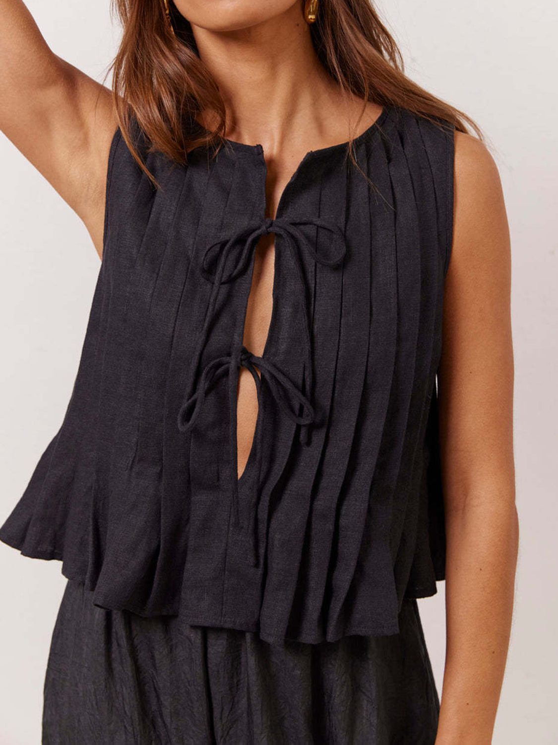 Zephariel Pleated Tied Round Neck Vest