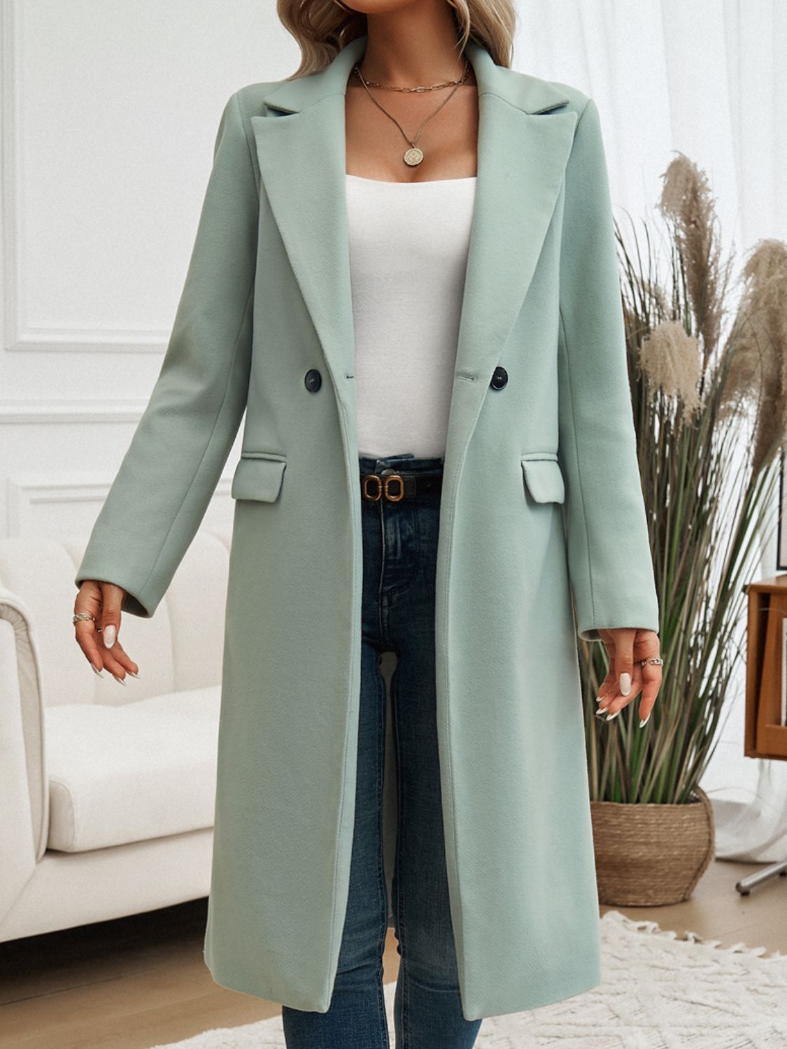 Zephariel Pocketed Collared Neck Long Sleeve Coat