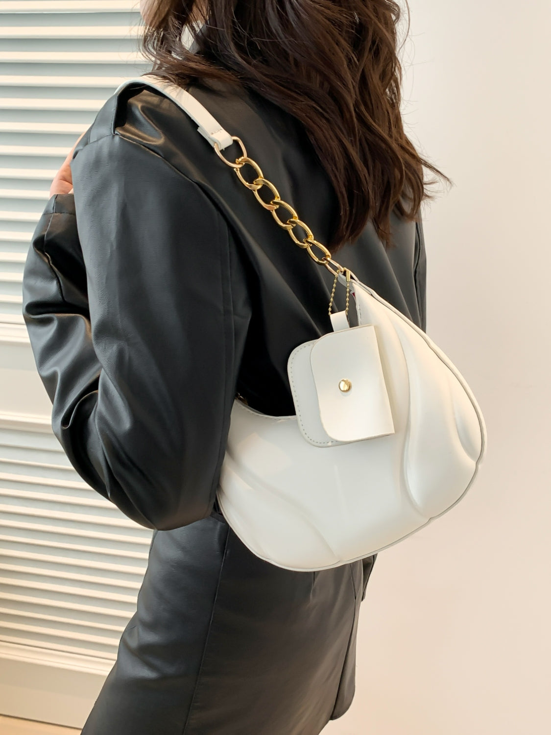 Zephariel PU Leather Shoulder Bag with EarPods Bag