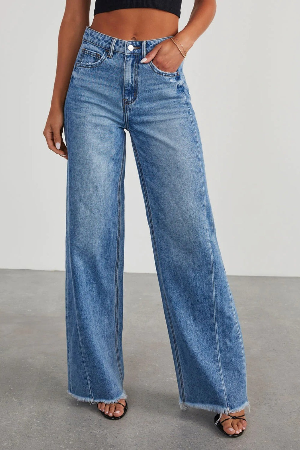 Zephariel Raw Hem Wide Leg Jeans with Pockets