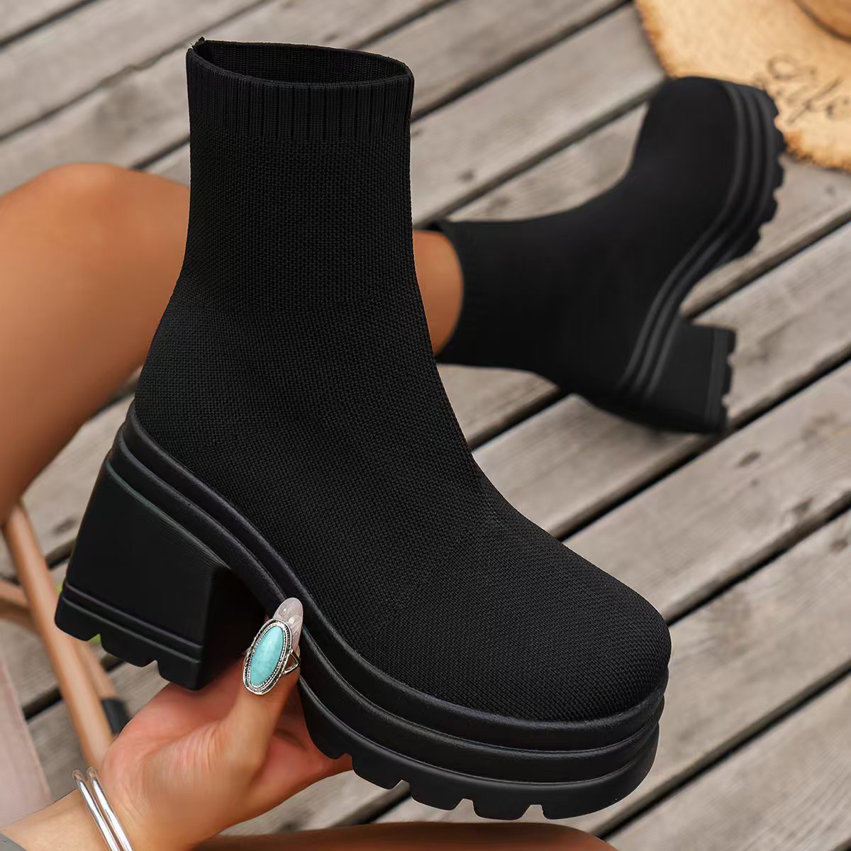 Zephariel Round Toe Block Heel Boots