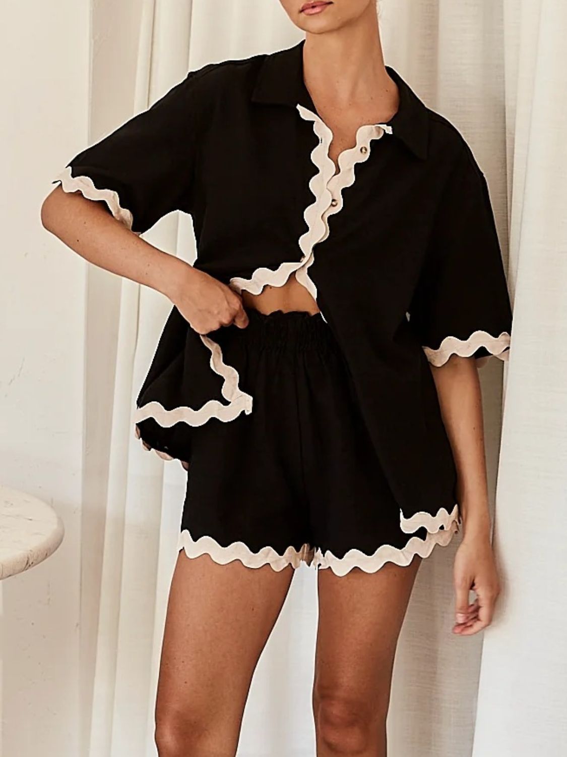 Zephariel Contrast Trim Half Sleeve Top and Shorts Set