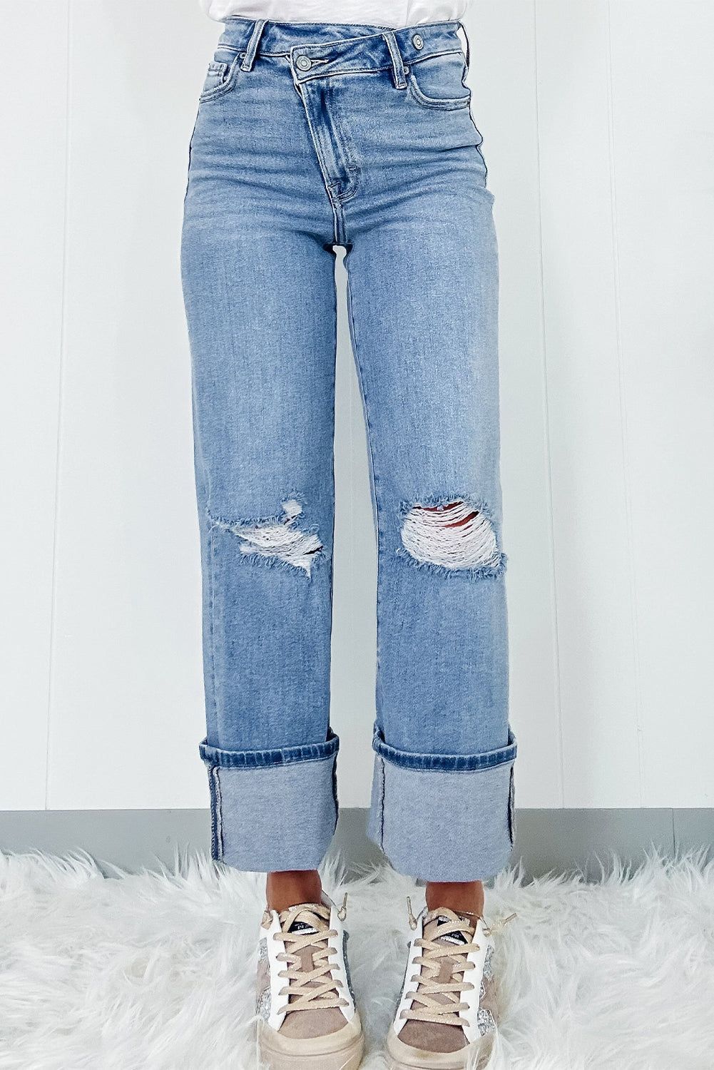 Zephariel Distressed Straight Jeans with Pockets