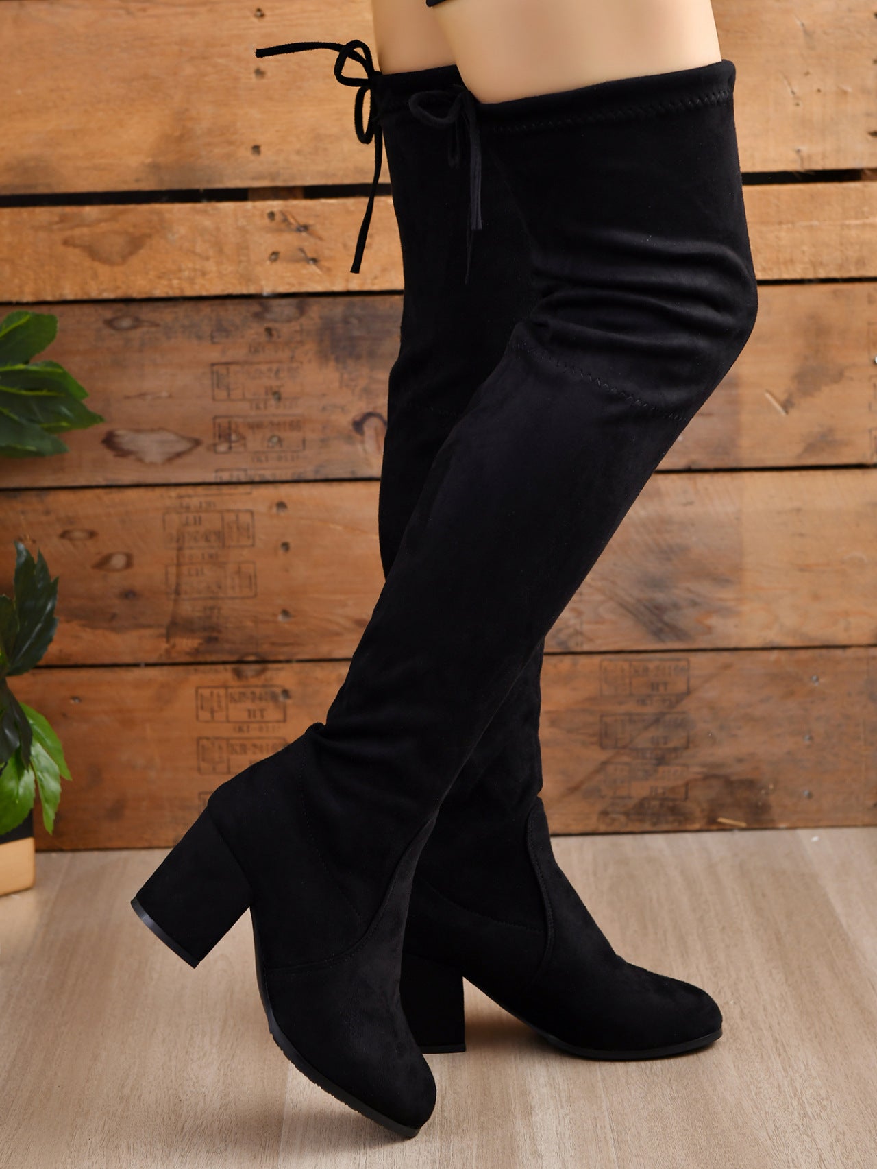 Zephariel Round Toe Block Heel Boots