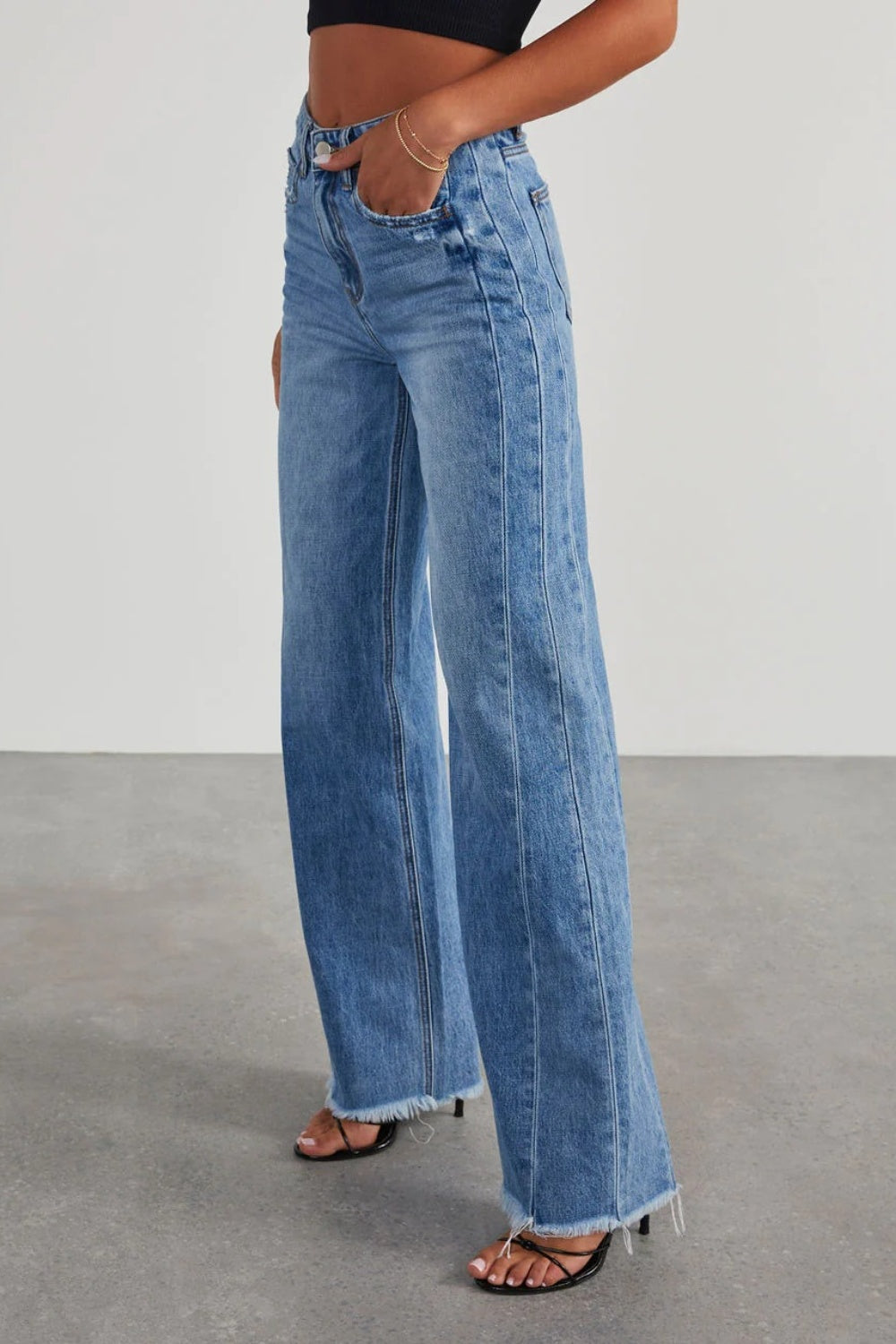 Zephariel Raw Hem Wide Leg Jeans with Pockets