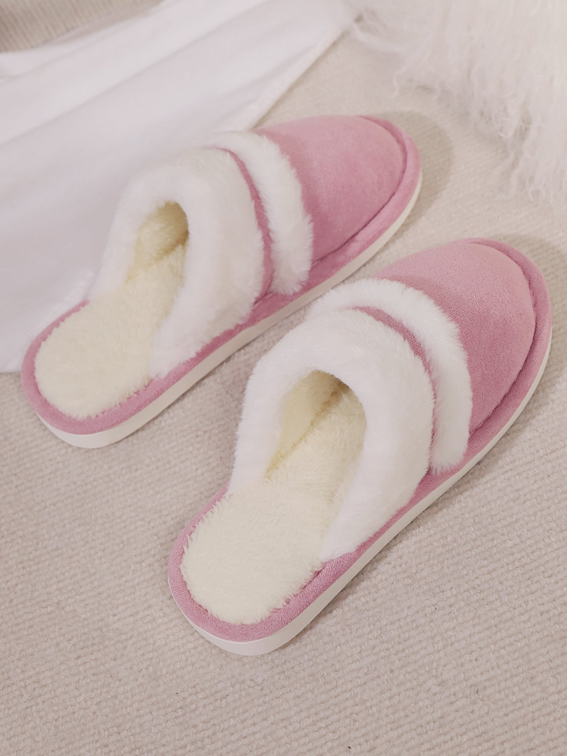 Zephariel Contrast Faux Fur Round Toe Slippers